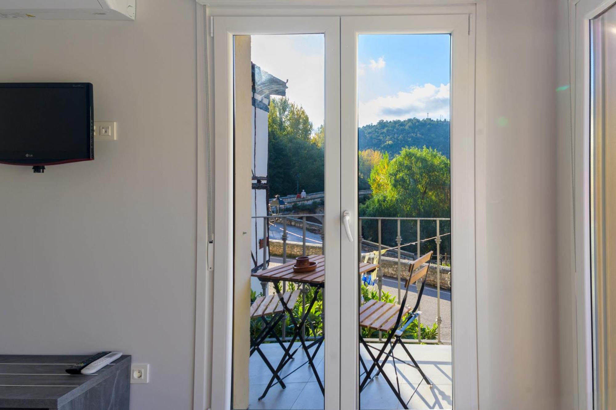 Apartamentos El Puente Covarrubias Zewnętrze zdjęcie